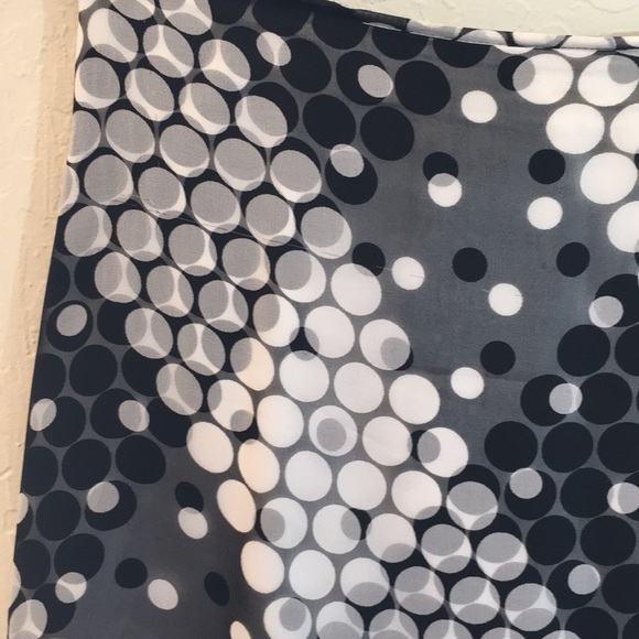 Isabella D. Size 8 Silk Polka Dot Skirt - Picture 5 of 8
